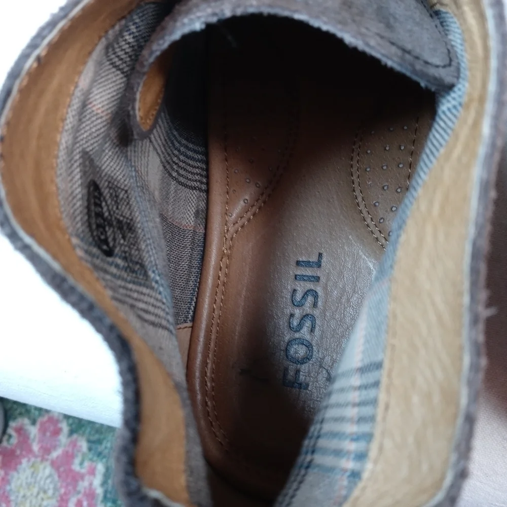 Fossil desert chukka